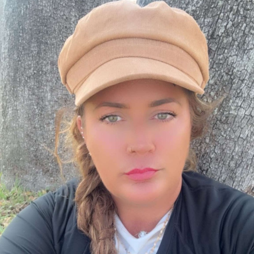 Meet your Posher, Kendra